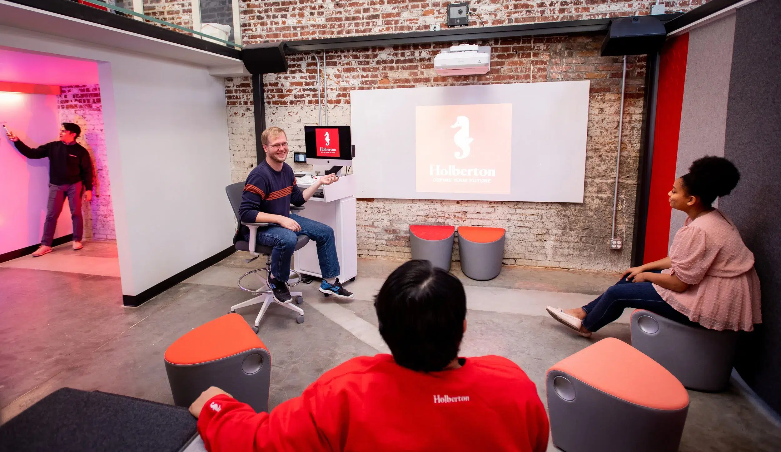 183d05c6-8e5b-4125-8d71-d92f0c5e03bd