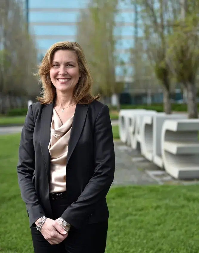 52e267e0-1b26-42a2-97fc-18fc4d589825