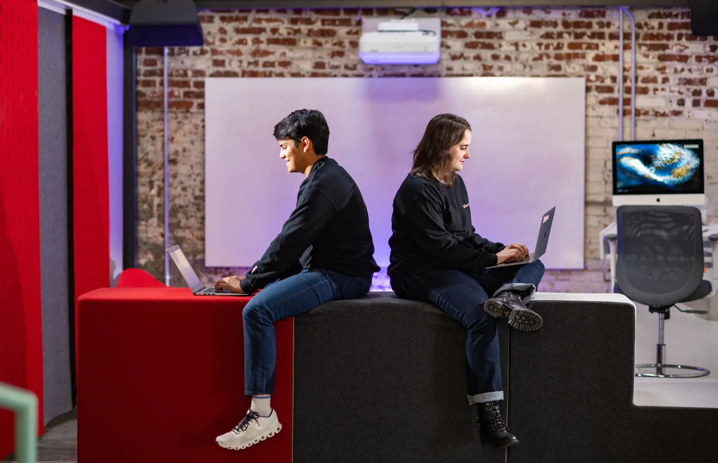 6e5de391-9104-457c-bf94-6a1b41542bea