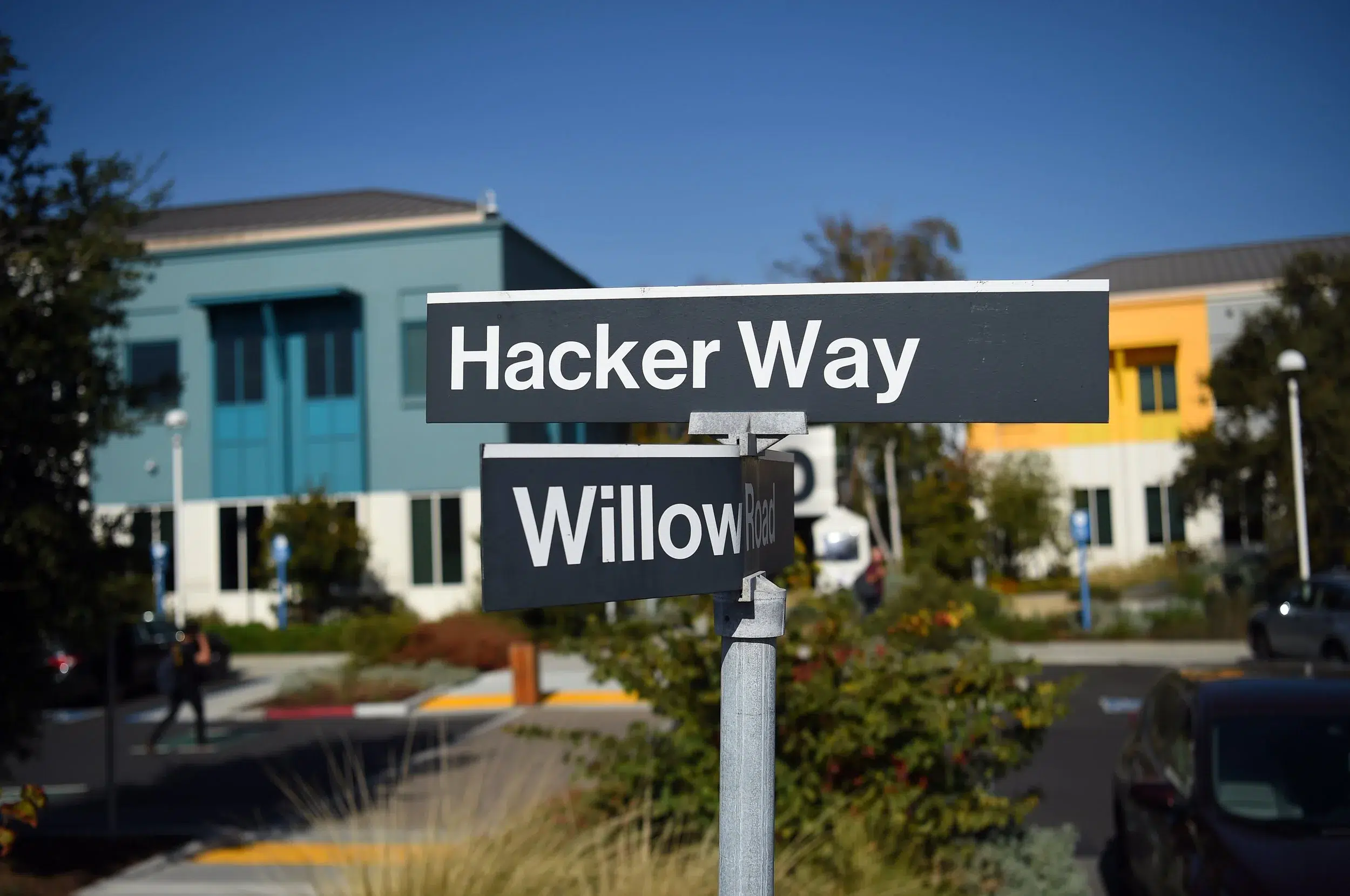 7b0404f4-e8b9-4a3f-8e70-2da43bbcab45