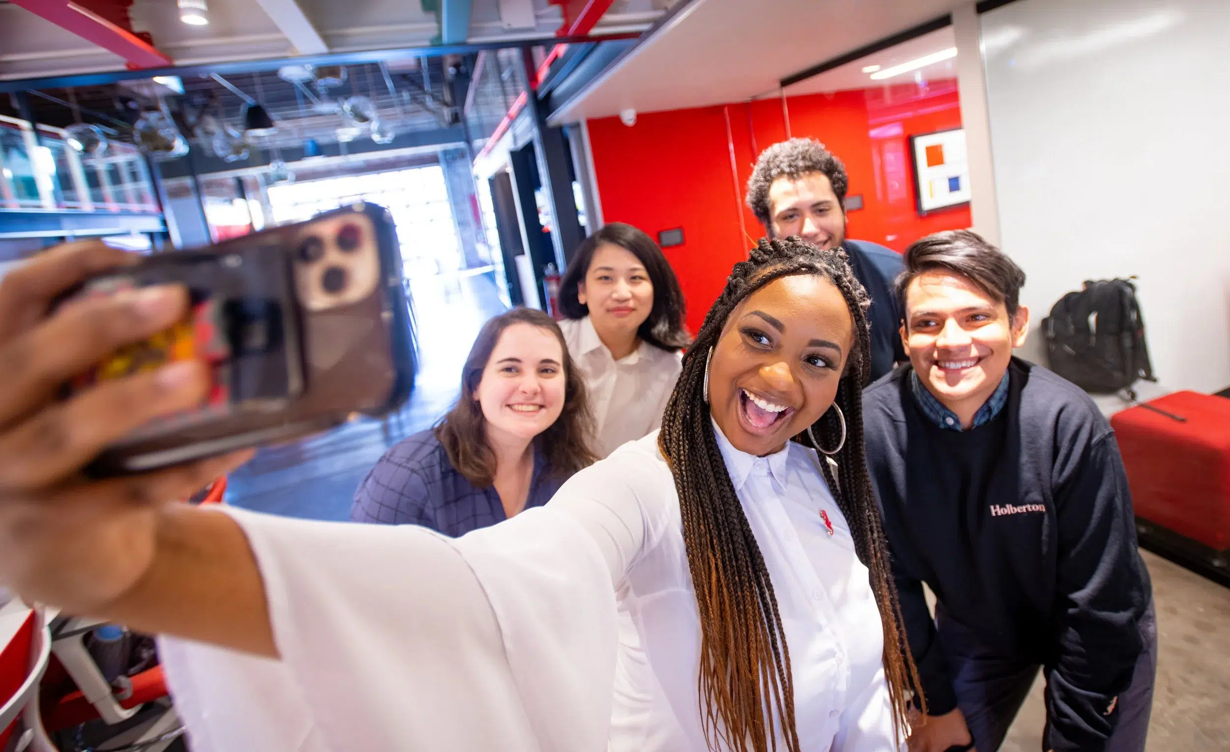 7e182fc7-d941-4af2-910b-1bbbb323297e