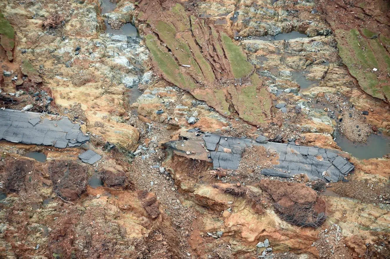 7efd40bb-663e-4c70-bc53-cd45c4b38fbe