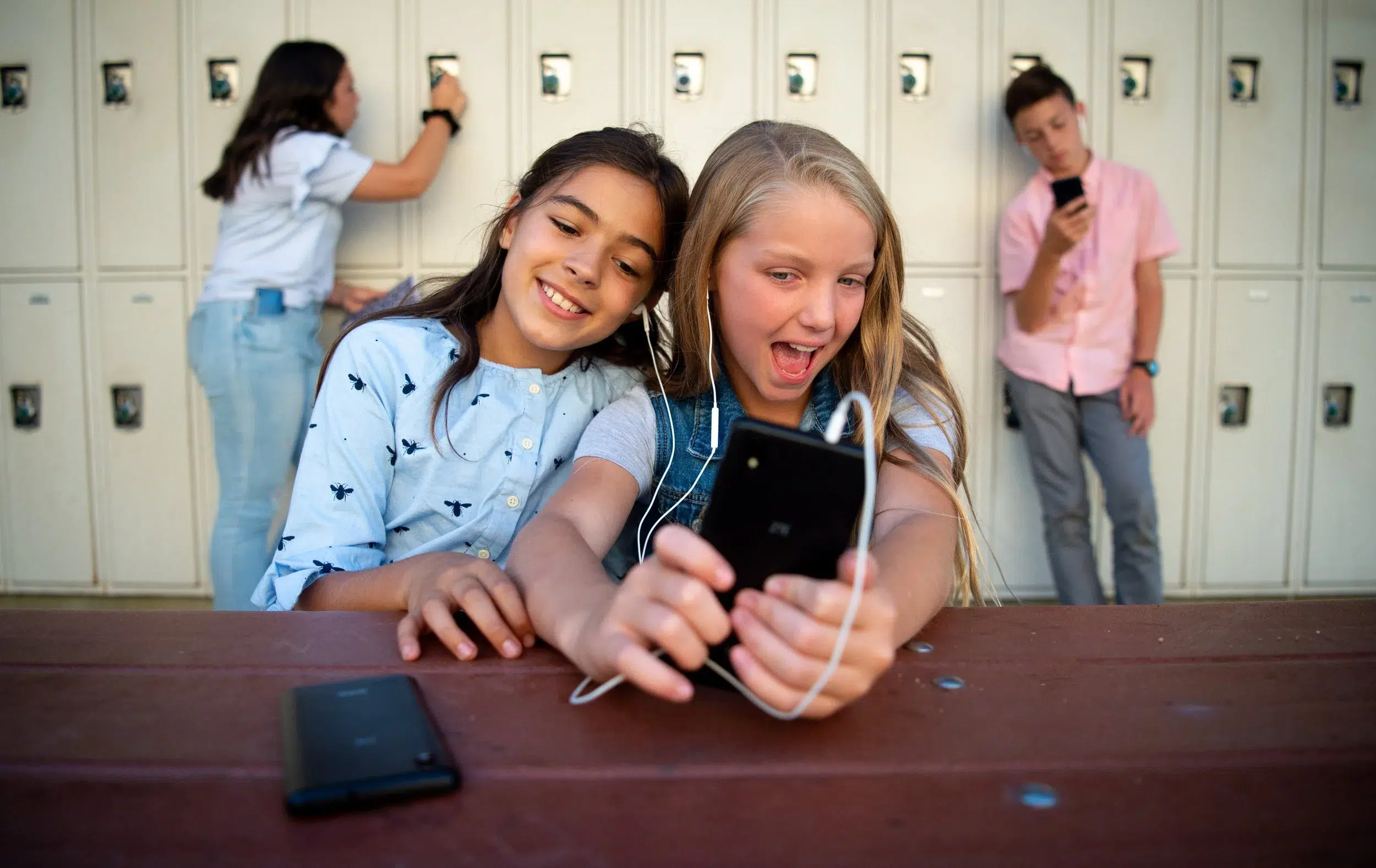 a6e27f0f-949c-472a-aa7f-8e103f491c12