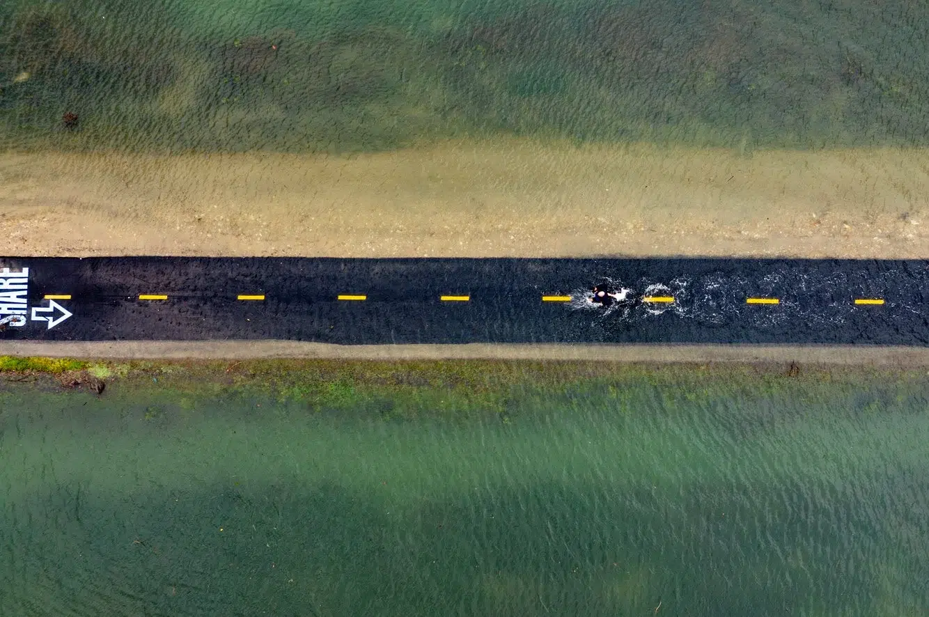 c18c43be-8c19-4442-b7c7-c19b0eefbbd2