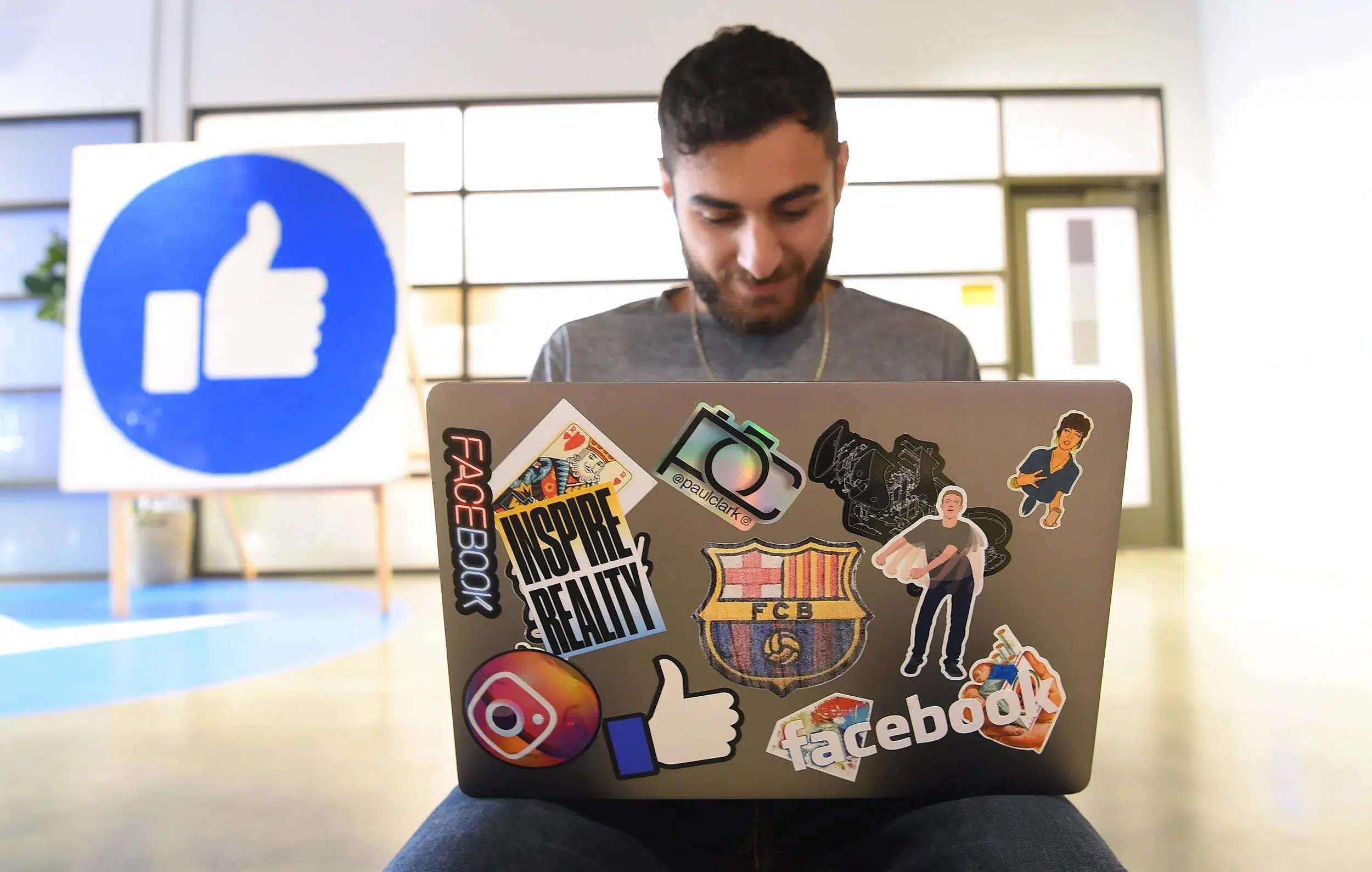 ccb65f98-8fc8-41b0-83ac-6d01f8981ef9