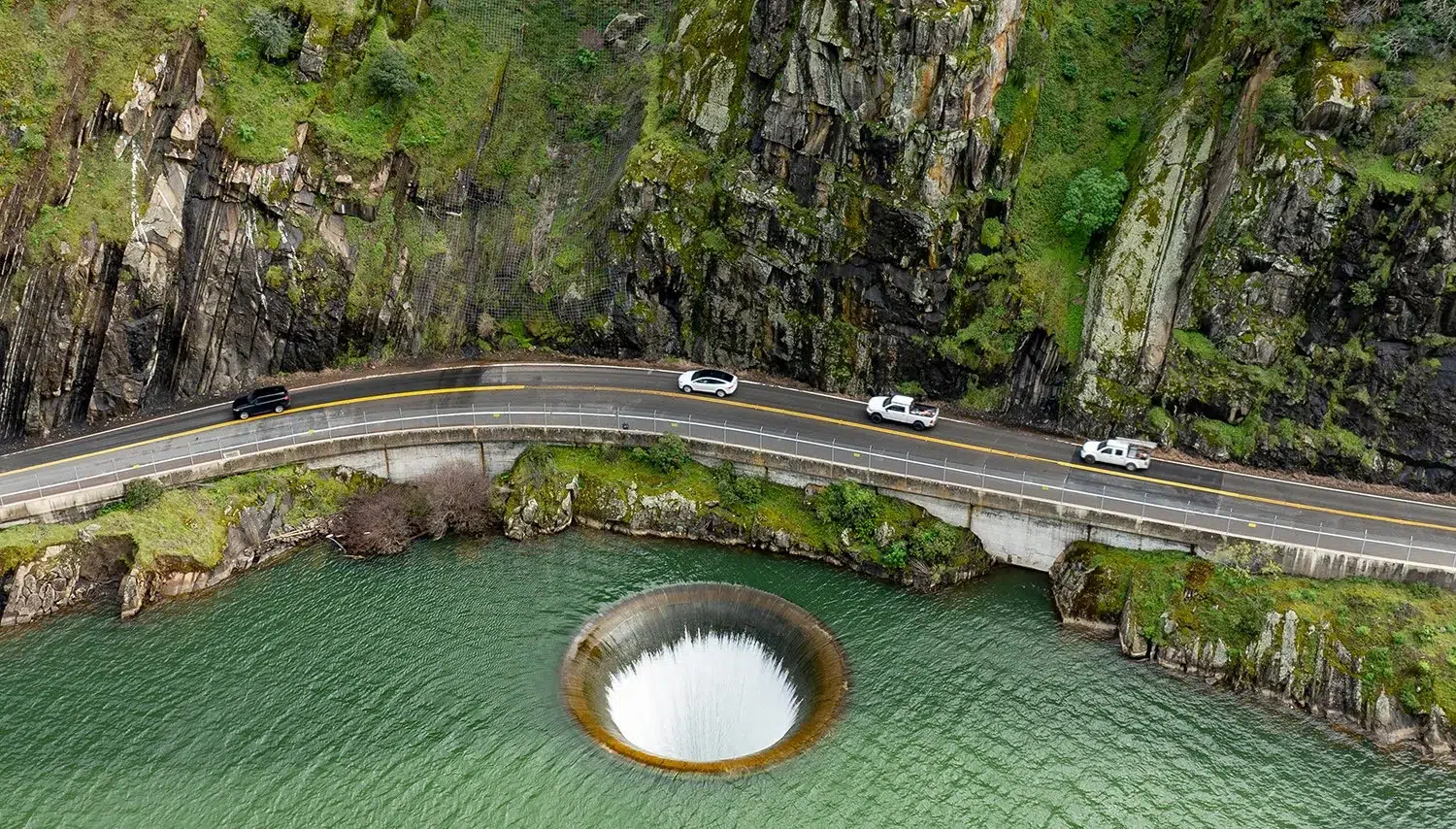 e1b3e838-011a-4f31-ac8c-4f319ff19c46