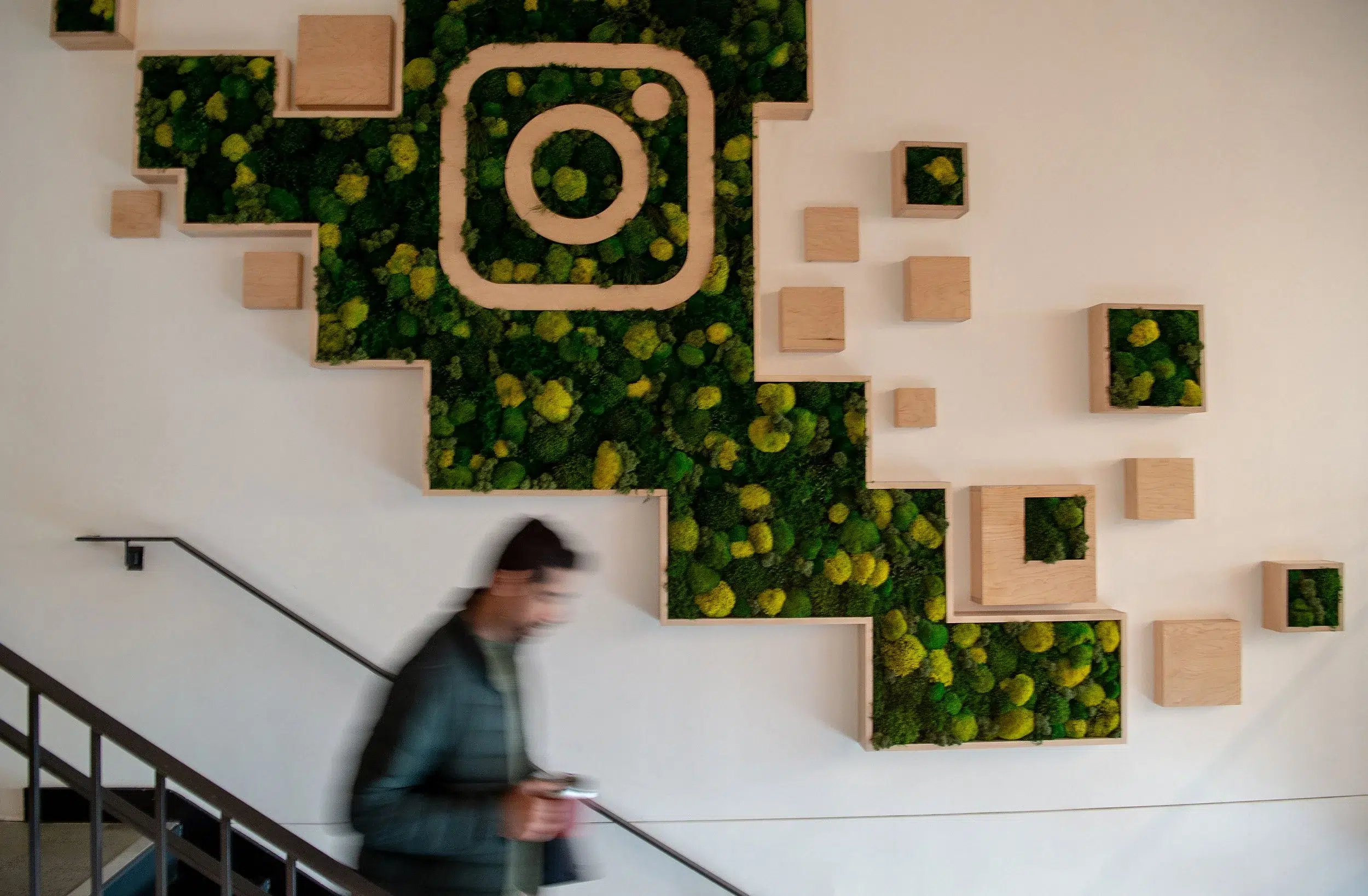 efd42a56-279e-4022-a463-2f5fc89e1728