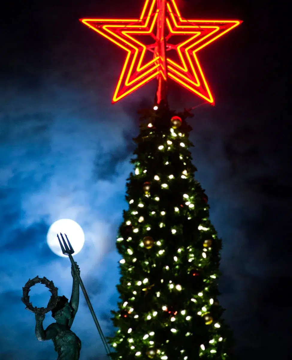 fa207209-186e-403a-b9e9-fb85e9200d37