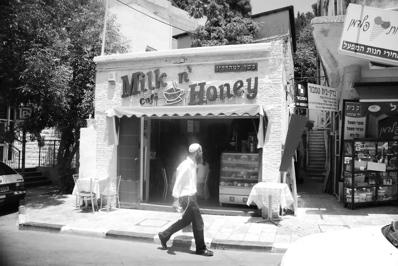 fcc8aa0d-9af4-44ad-ad9b-90945d66aac1